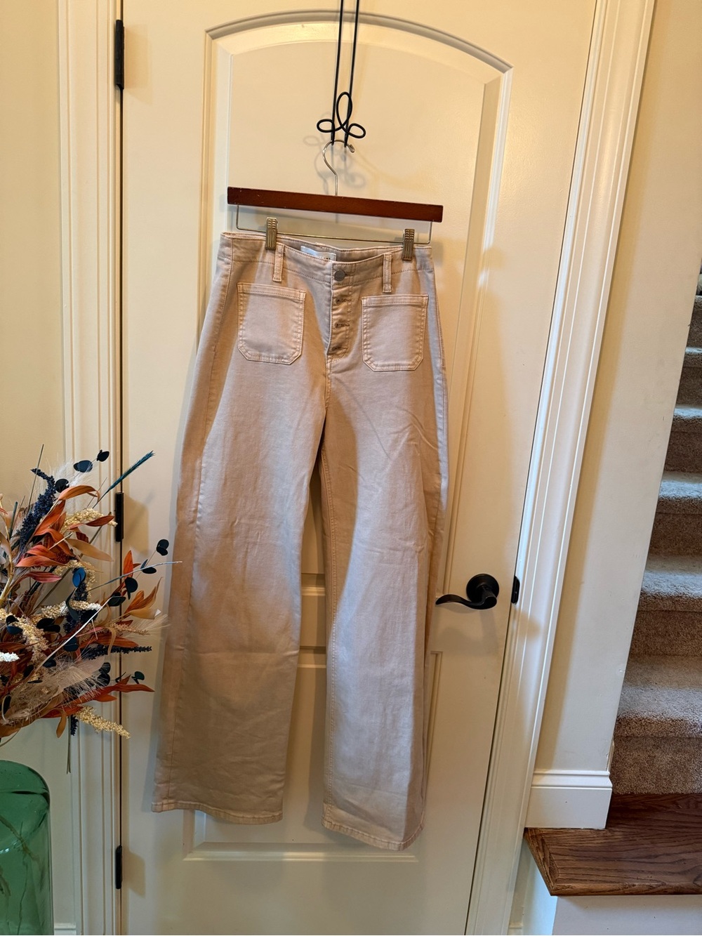 Wide Leg High-Rise Jeans in Light Beige